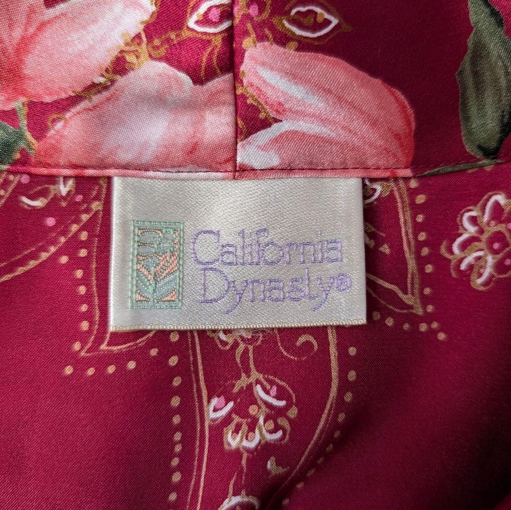Vintage Satin Floral Fuchsia Robe - Picture 5 of 5